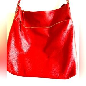 Genuine leather red handbag Made in Italy, new without tags